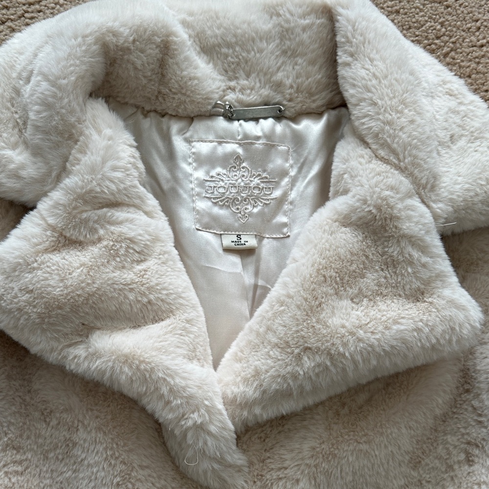Jou Jou Cream Teddy Jacket - Picture 3 of 4